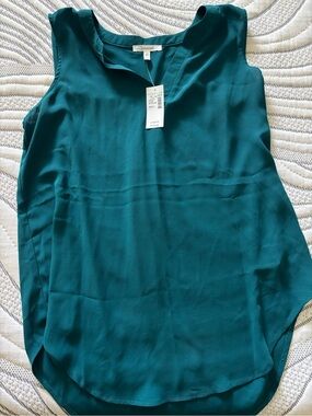 Maurices NWT Teal V-Neck Sleeveless Shell Top